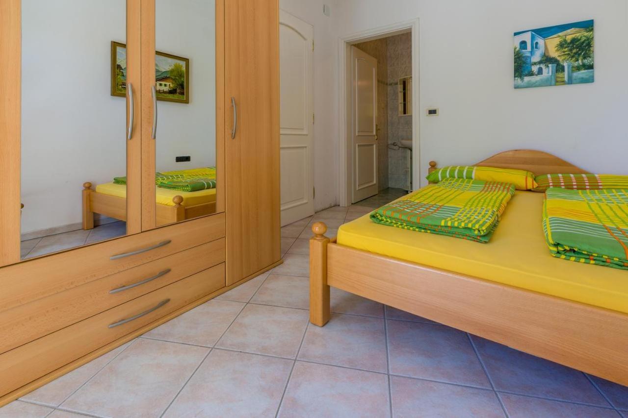 Jurincic Apartment Crikvenica Room photo
