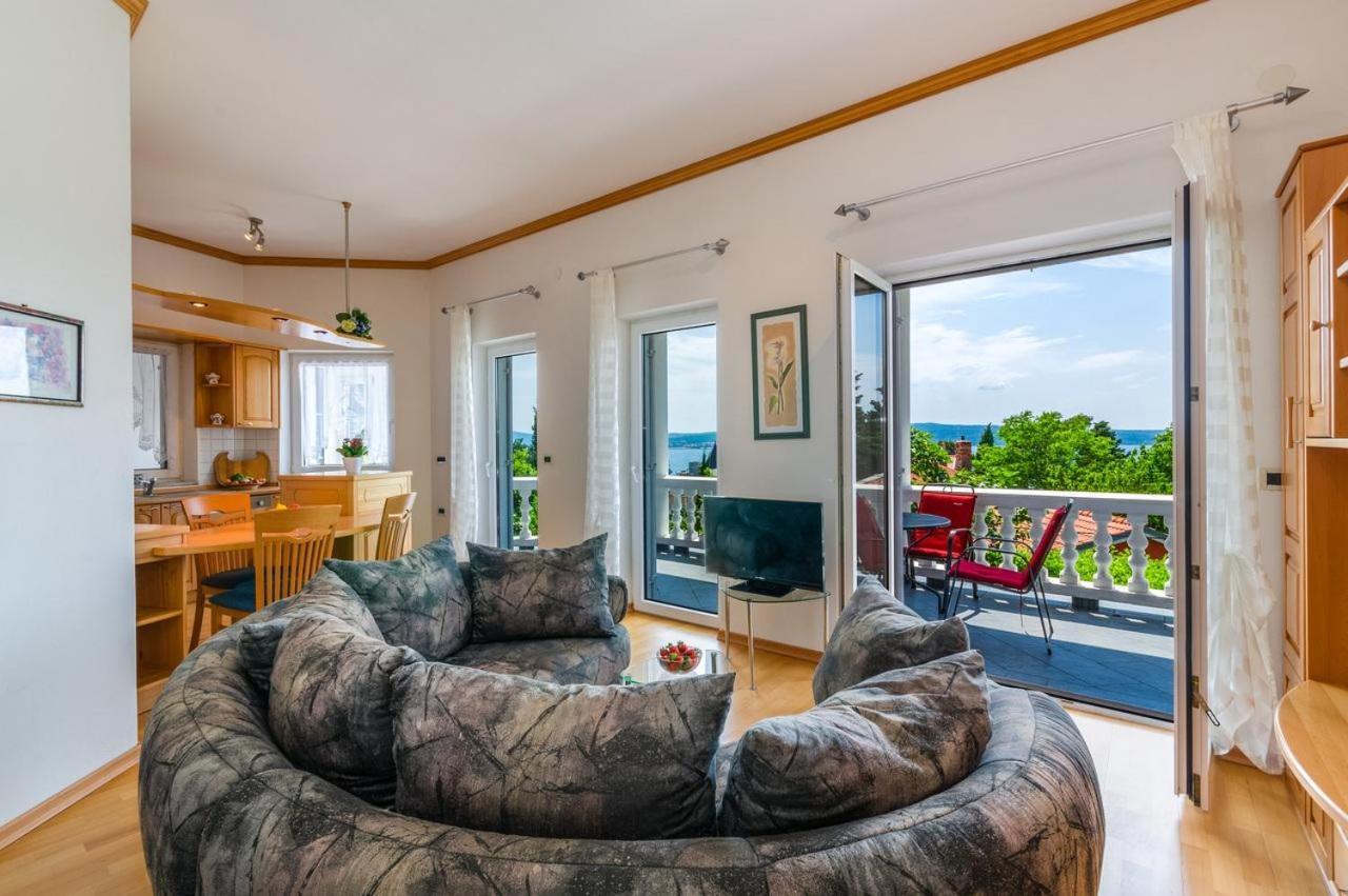 Jurincic Apartment Crikvenica Room photo